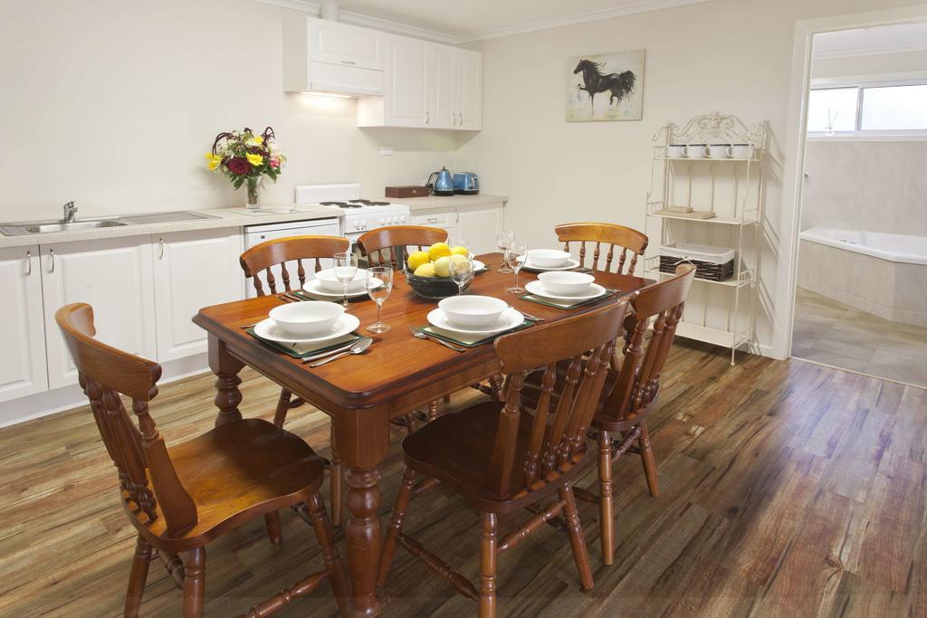 Myrrhee Brookfield Guest House מראה חיצוני תמונה