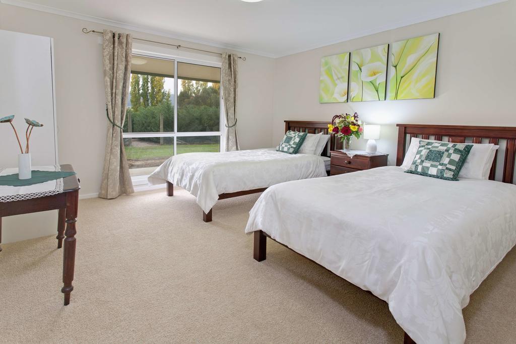 Myrrhee Brookfield Guest House מראה חיצוני תמונה